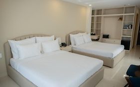 Ruby Hotel